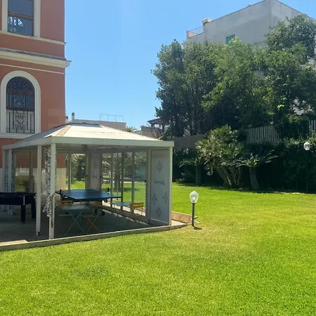 Palazzo Moresco 招待所 4*