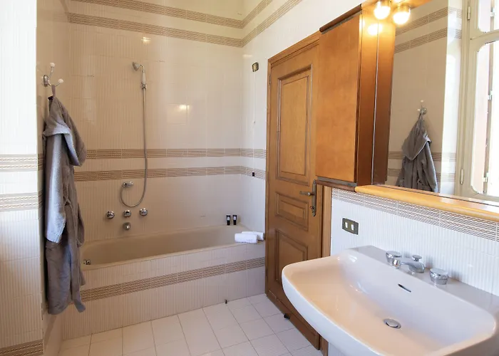 招待所 Palazzo Moresco 4*