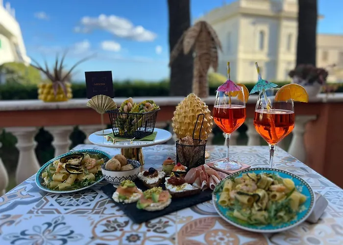 Palazzo Moresco 圣塔马利奈拉